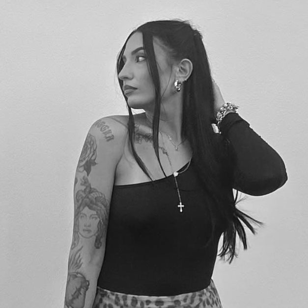 anna sito anna ingrosso hazel blade tattoo piercing studio foto